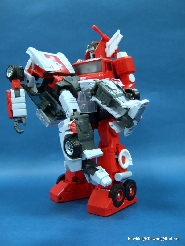 MP 33 Masterpiece Inferno   In Hand Image Gallery  (96 of 126)